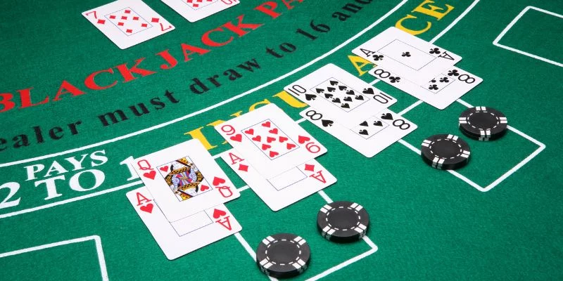 Baccarat 98WIN mang đến game bài Casino thịnh hành Baccarat 98WIN mang đến game bài Casino thịnh hành